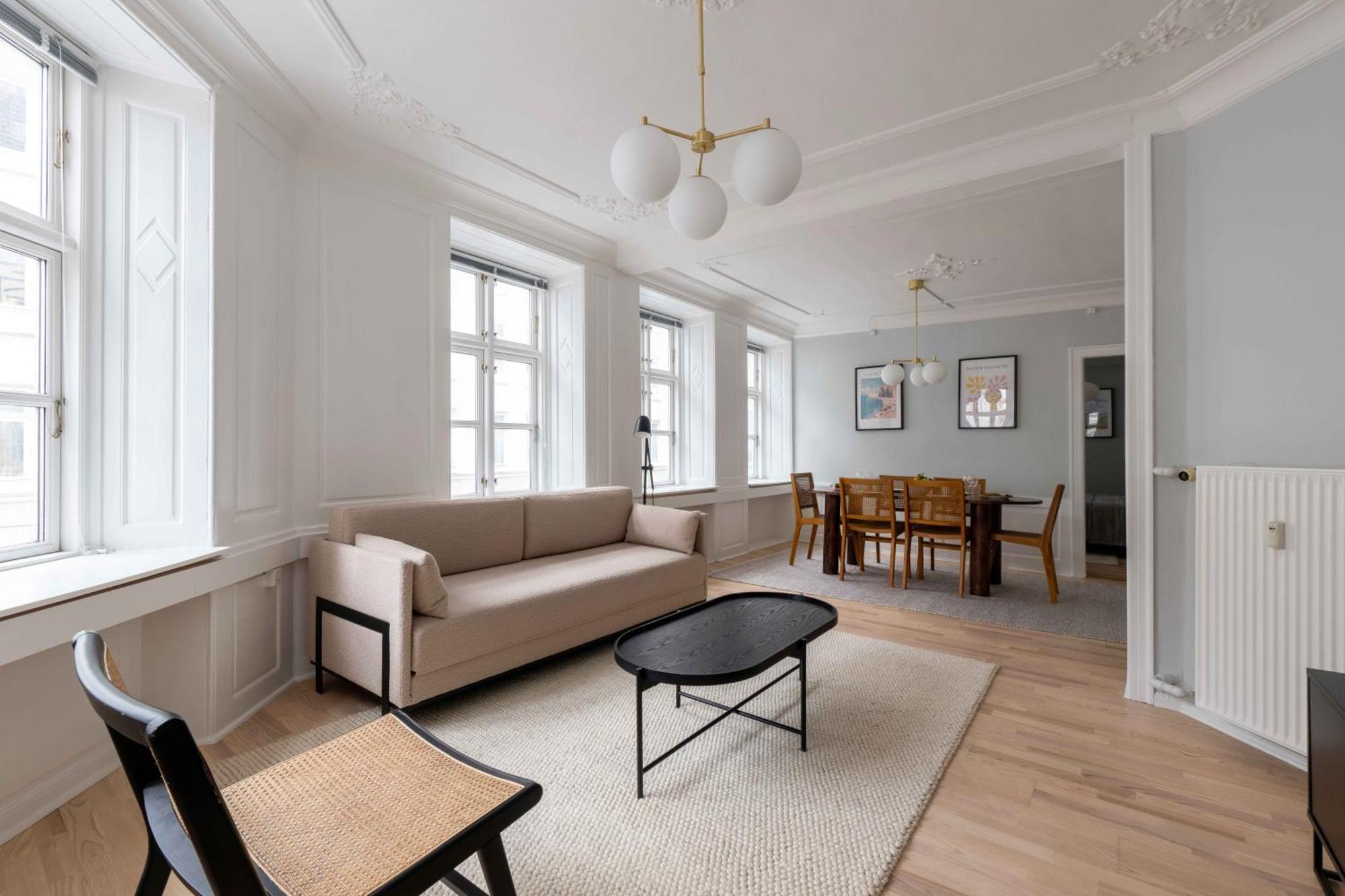 Spacious Tivoli Gardens Apartment W 3 Bedrooms Копенхаген Екстериор снимка